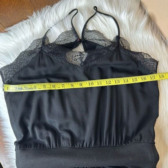 Vici Kaylie Tencel Pocketed Lace Cami Jumpsuit Black Size Medium - Picture 7 of 13